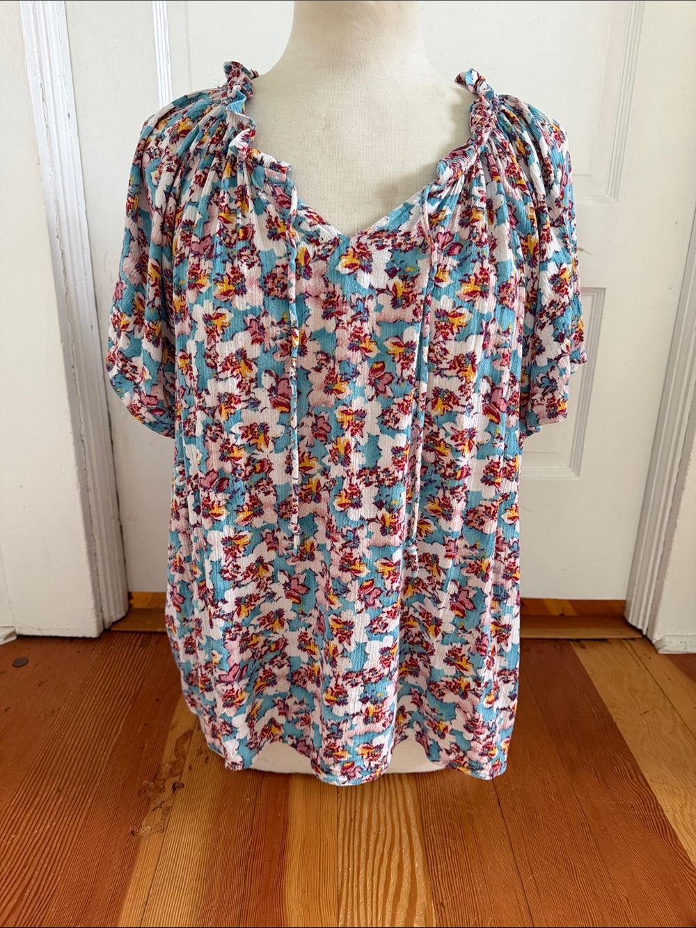 Studio B Bobeau Blue Floral Boho Top 1X